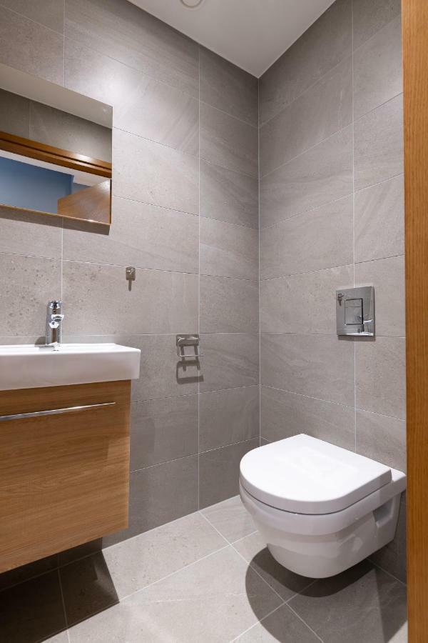 Self-Check-In 3 Bedroom Apartment With Sauna And Balconies 탈린 외부 사진
